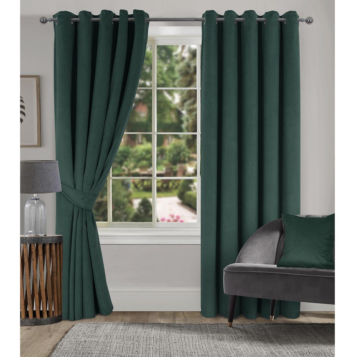 Clever Velvet Thermal Lined Eyelet Curtains – image 2