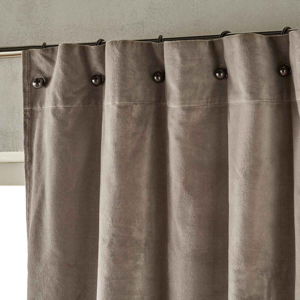 Lavezzi Single Velvet Curtain with Little Eyelets – image 2