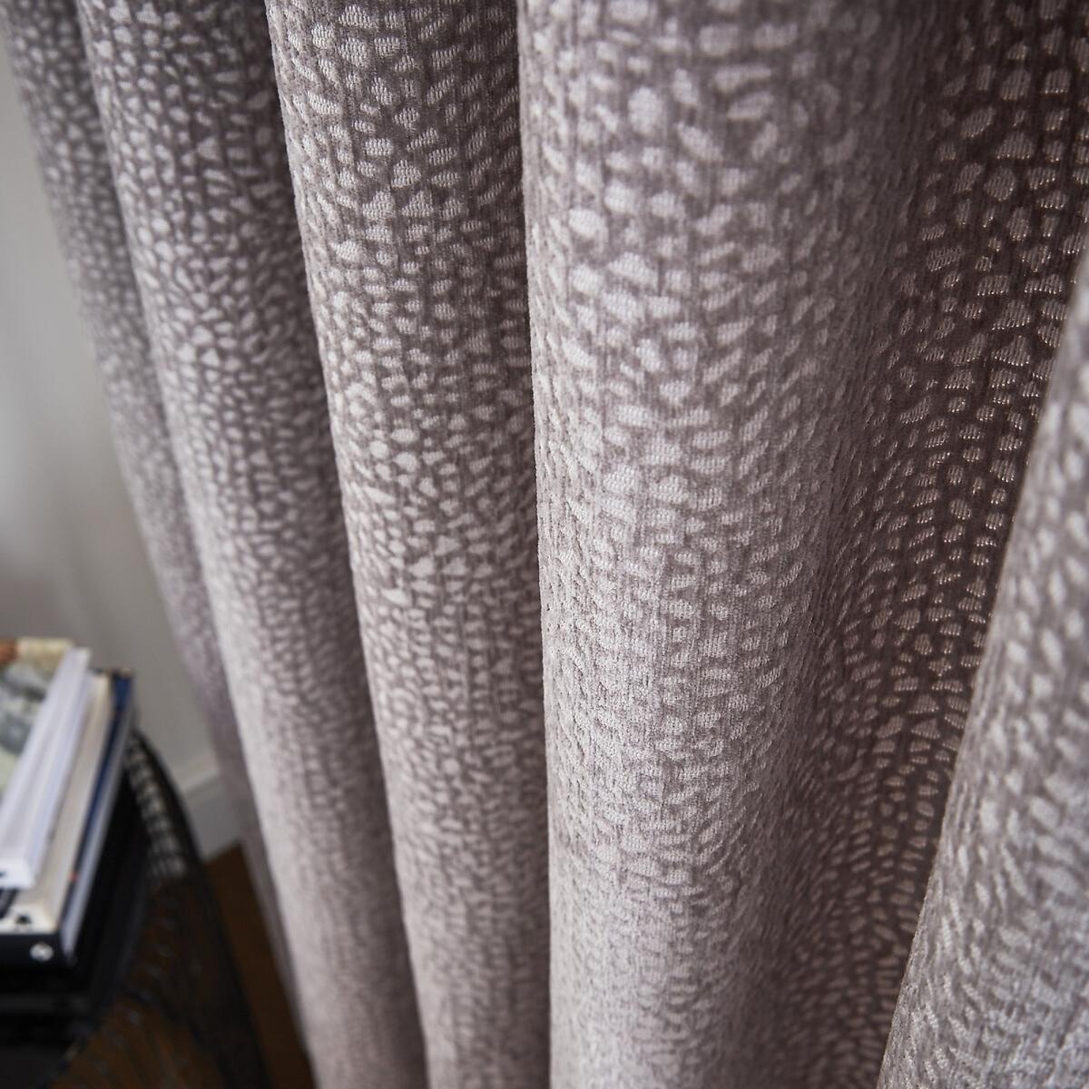 Eros Chenille Jacquard Weighted Curtains – image 3