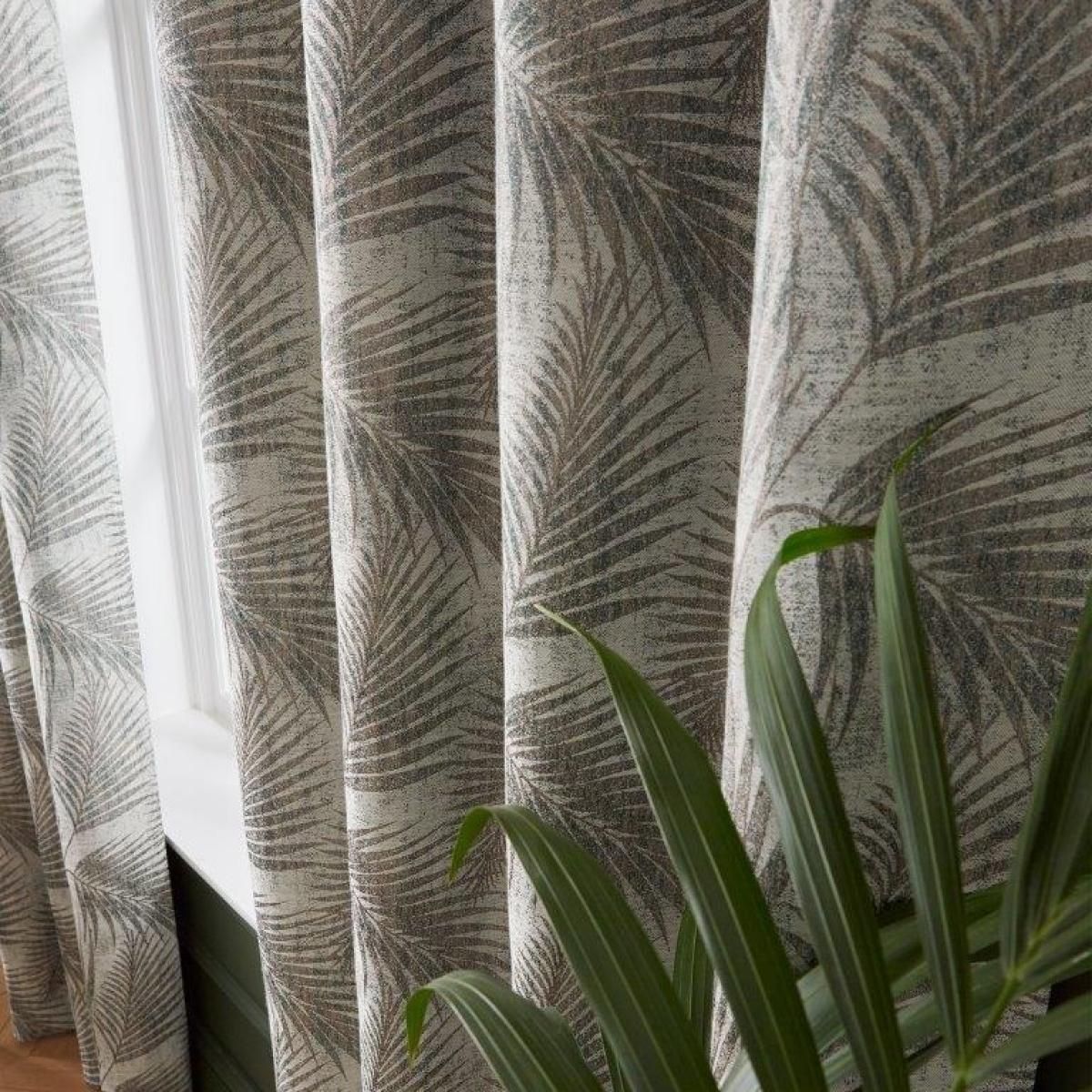 Hyperion Tamra Palm Eyelet Curtains - Green - 66x72 – image 3