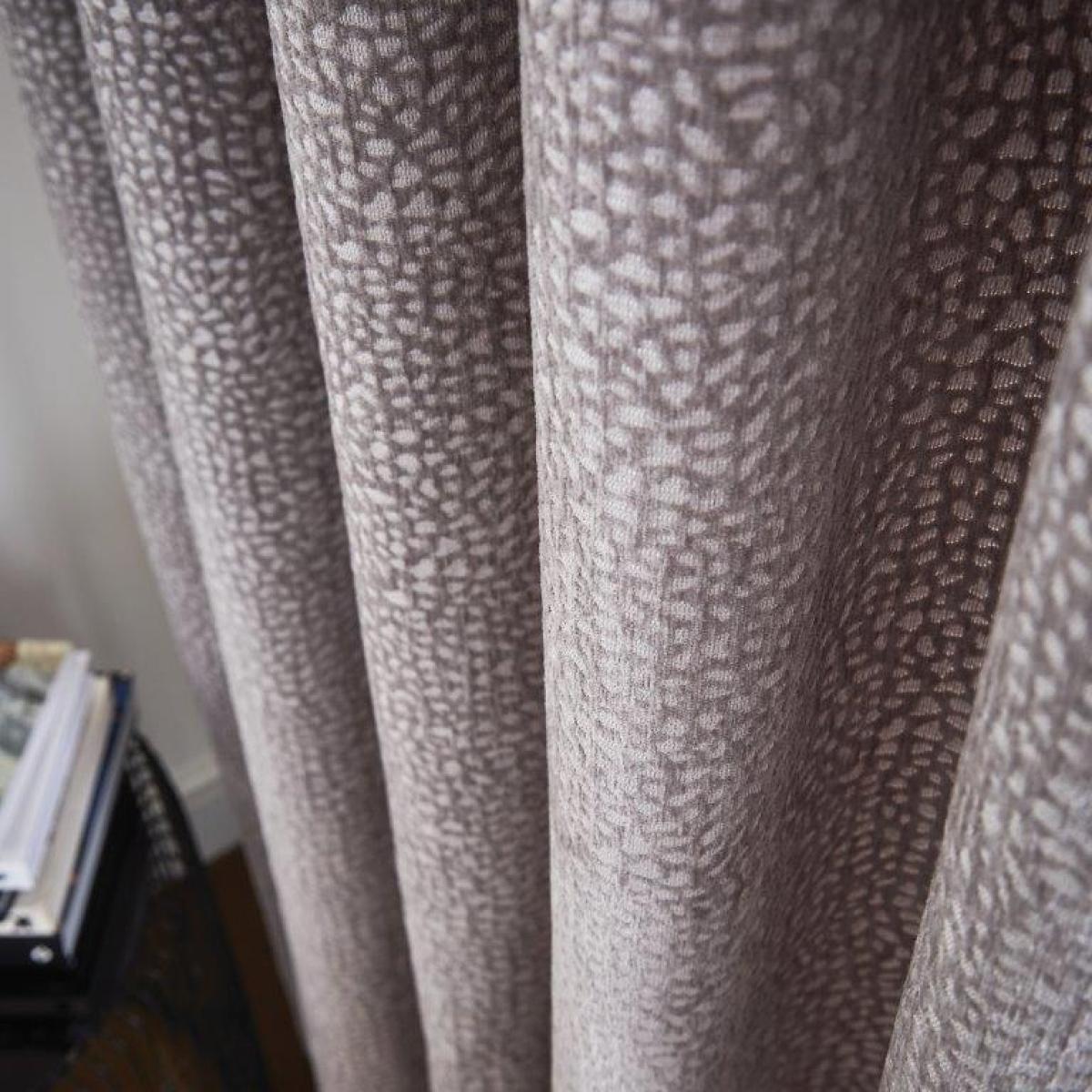 Hyperion Eros Chenille Jacquard Eyelet Curtains - Champagne Gold - 66x72 – image 3