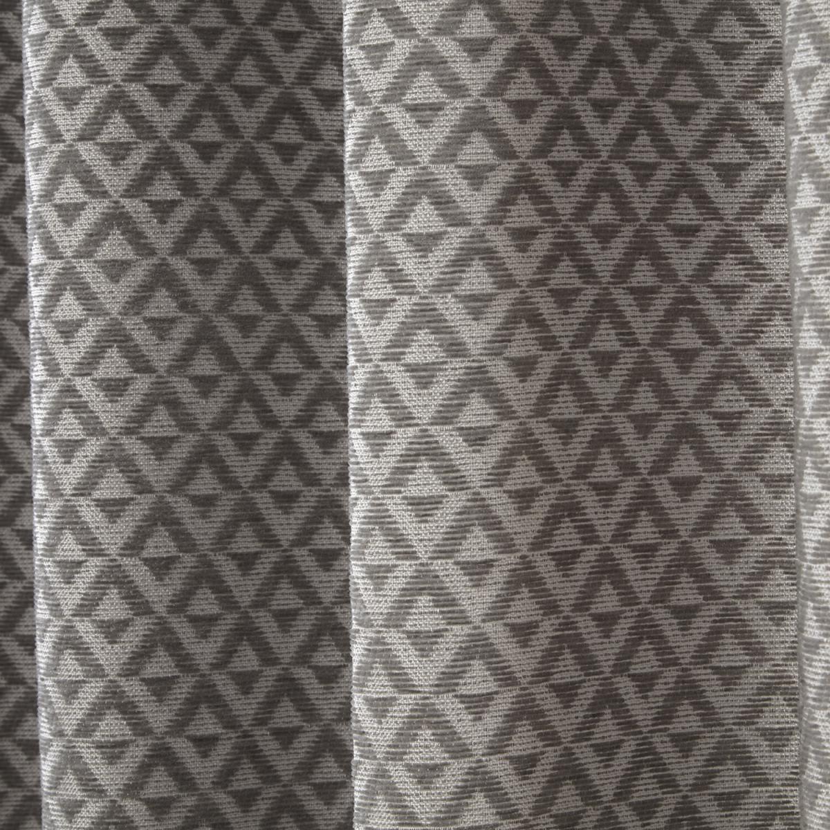 Saleya Geo Eyelet Curtains - Silver / 229cm – image 4