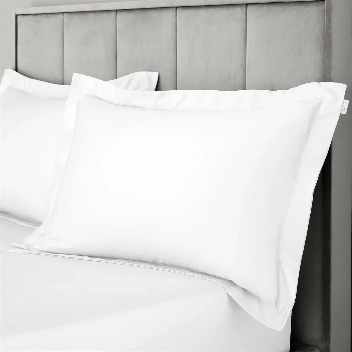 400 TC Cotton Sateen Oxford Pillowcase Pair - White – image 2