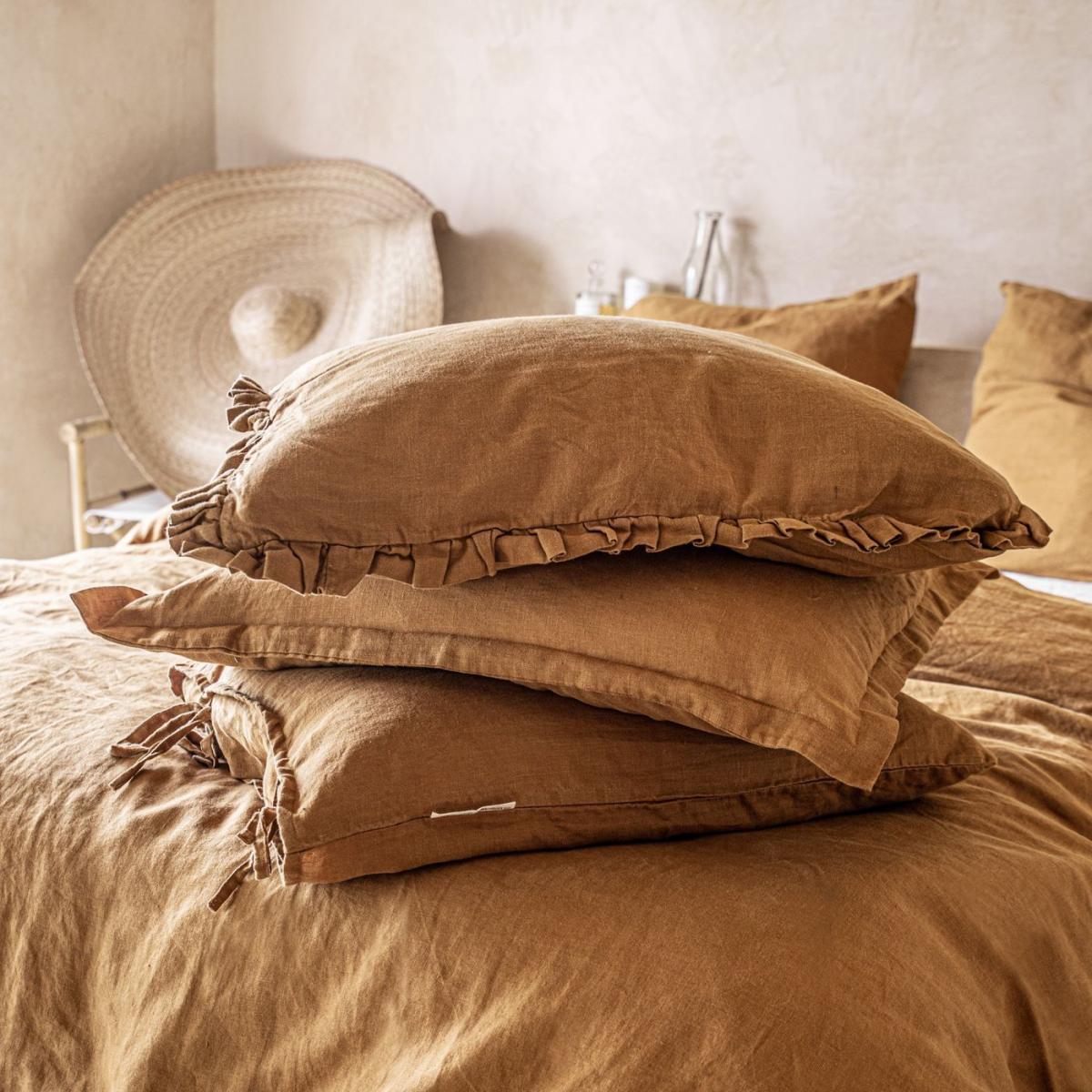 Cinnamon Ruffled Linen Pillowcase – image 2
