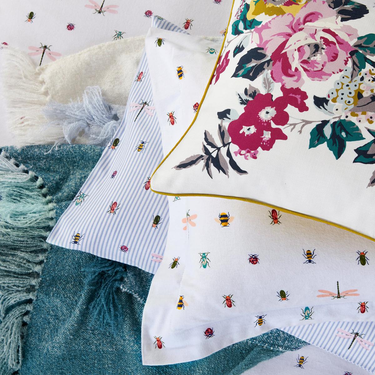 Joules Botanical Bugs Chalk Housewife Pillowcase Pair Chalky White – image 4
