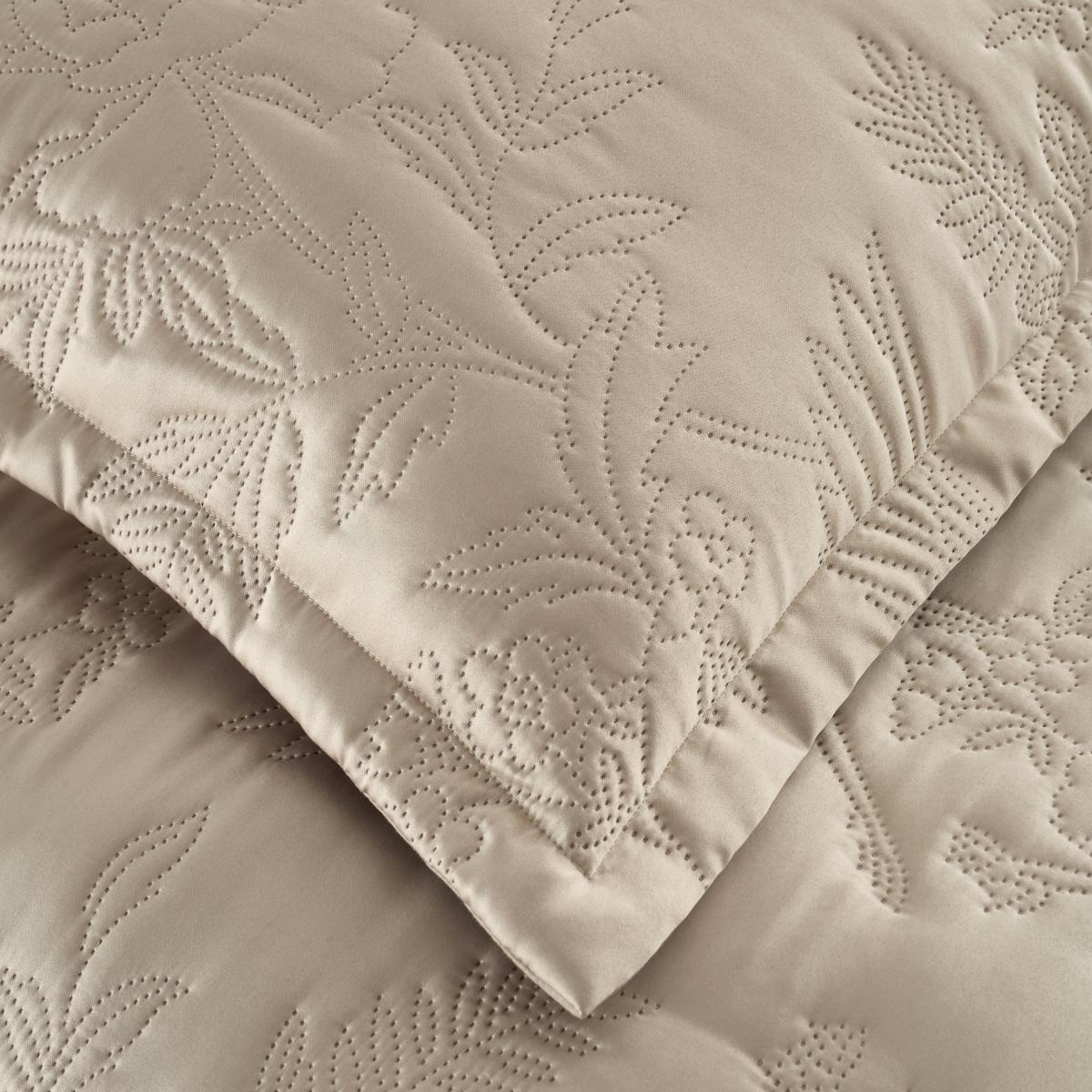 Luxe Heron Champagne Oxford Pillowcase – image 3