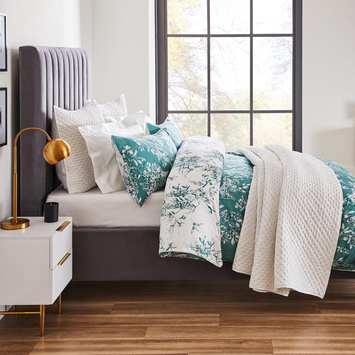Dorma Purity Genevieve White Continental Square Pillowcase White – image 3