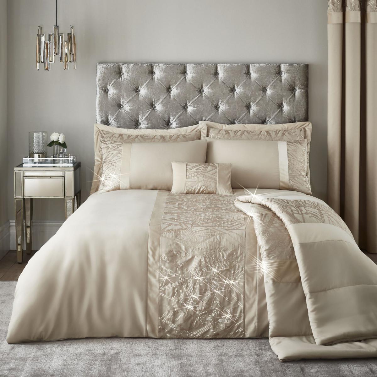 Catherine Lansfield Velvet Sparkle Champagne Pillowsham Pair Champagne – image 4