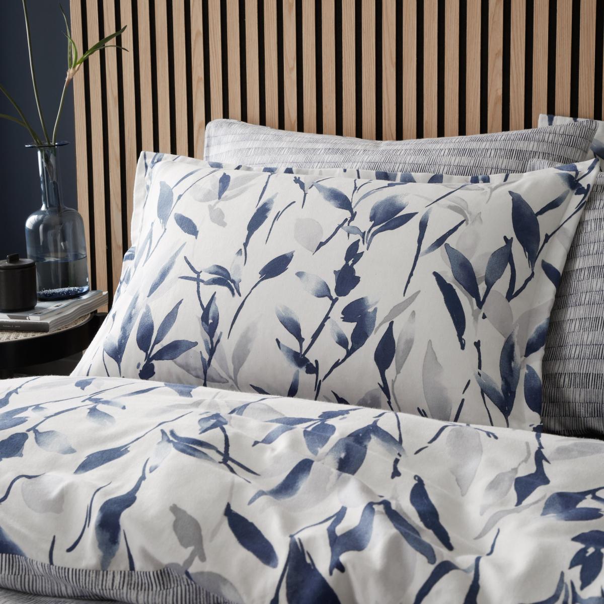 Zen 100% Brushed Cotton Oxford Pillowcase Navy (Blue) – image 2