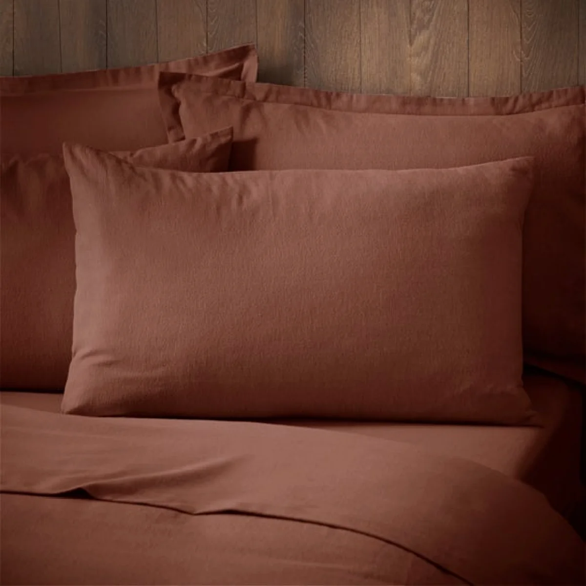 Soft & Cosy Luxury 100% Brushed Cotton Standard Pillowcase Pair – image 1