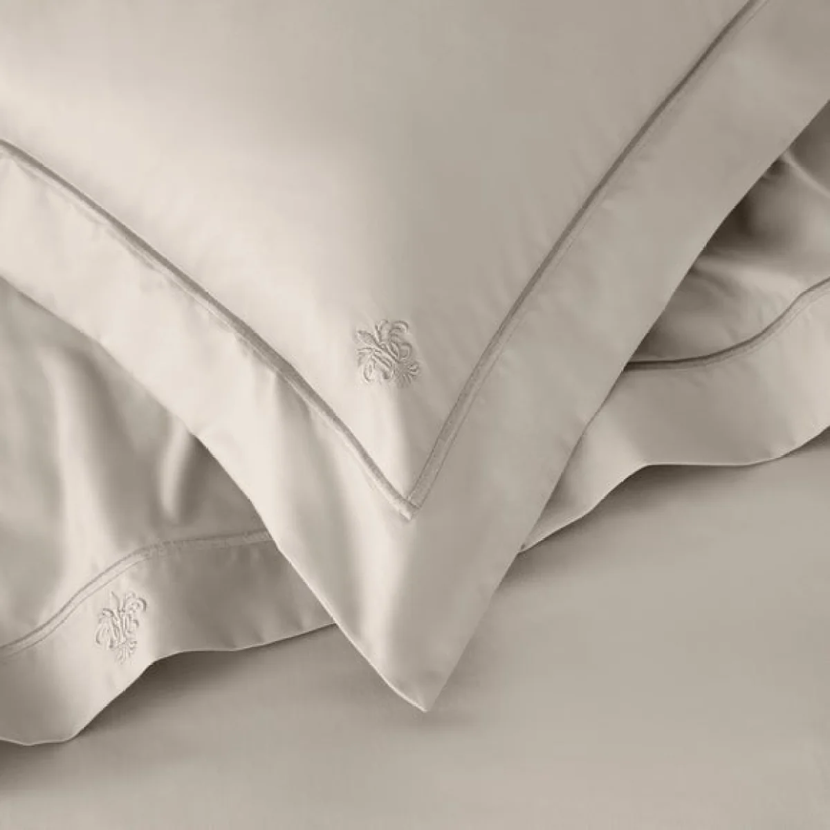 Dorma Egyptian Cotton Sateen 1000 Thread Count Oxford Pillowcase Champagne – image 4