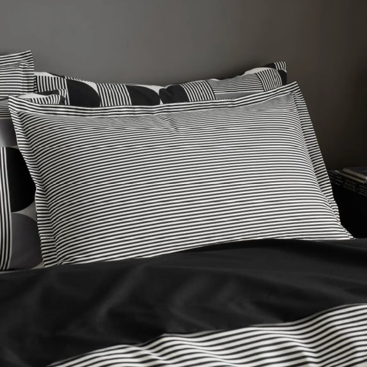 Bromley Modern Geo Navy Oxford Pillowcase Navy (Blue) – image 2