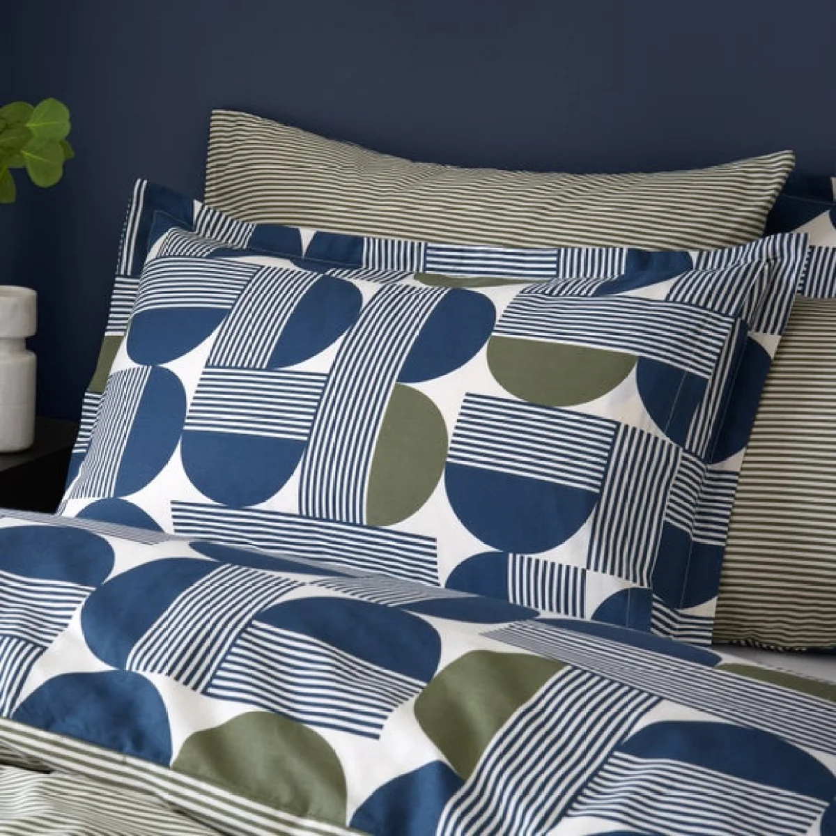 Bromley Modern Geo Navy Oxford Pillowcase Navy (Blue) – image 1