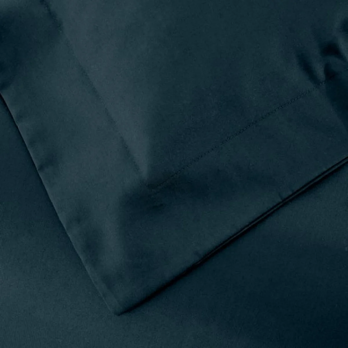 Hotel 230 Thread Count Cotton Sateen Oxford Pillowcase Black – image 3