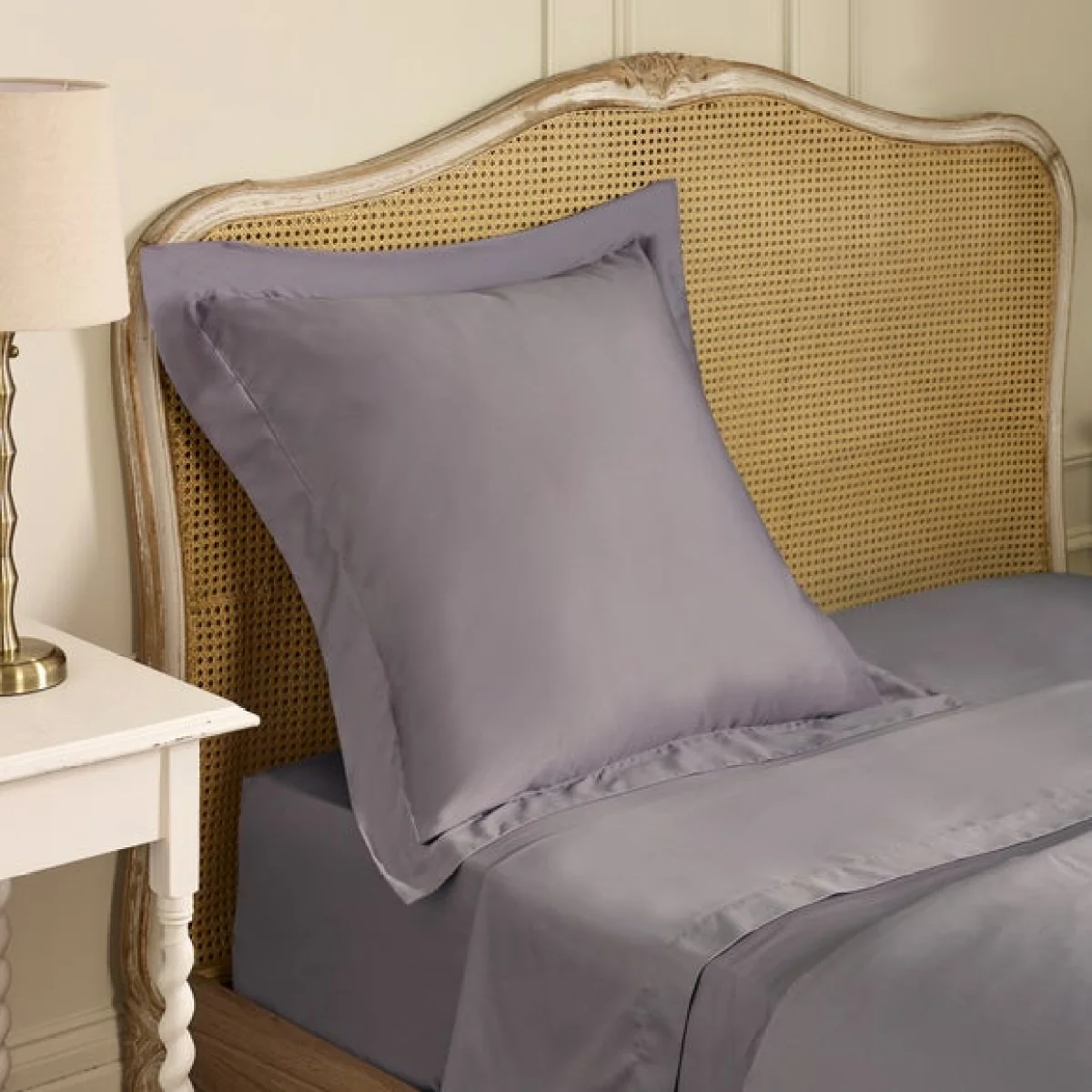 Dorma Luxe Egyptian Cotton Sateen Continental Pillowcase – image 2