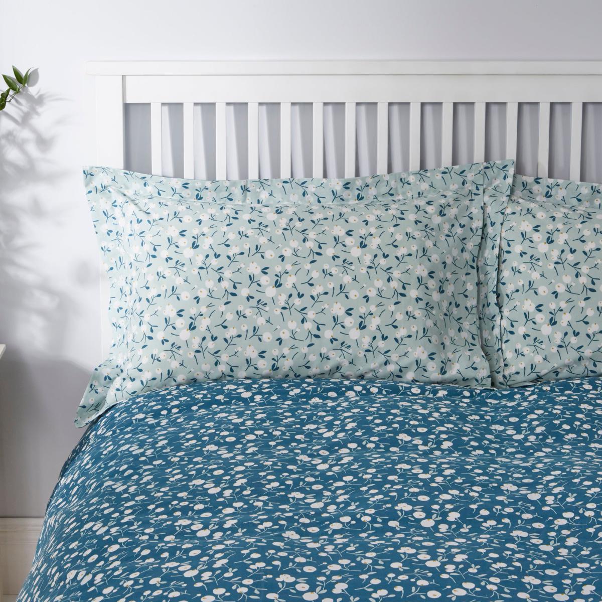 Effie Blue Oxford Pillowcase Blue and White – image 2