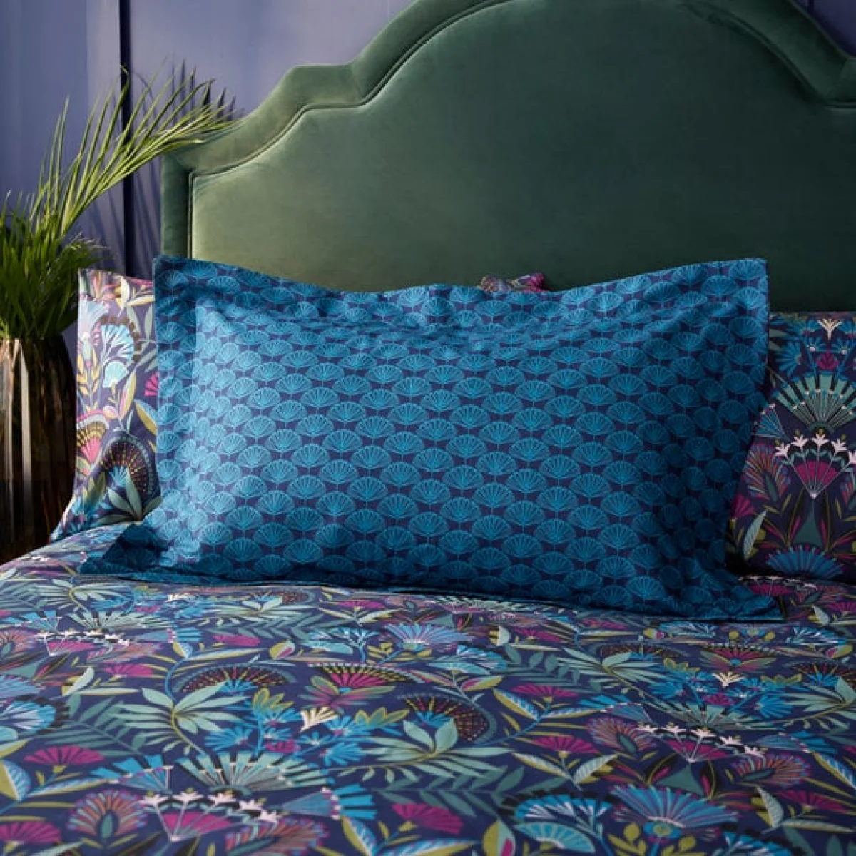 Lucille Navy Oxford Pillowcase Navy Blue/Pink/Green – image 2