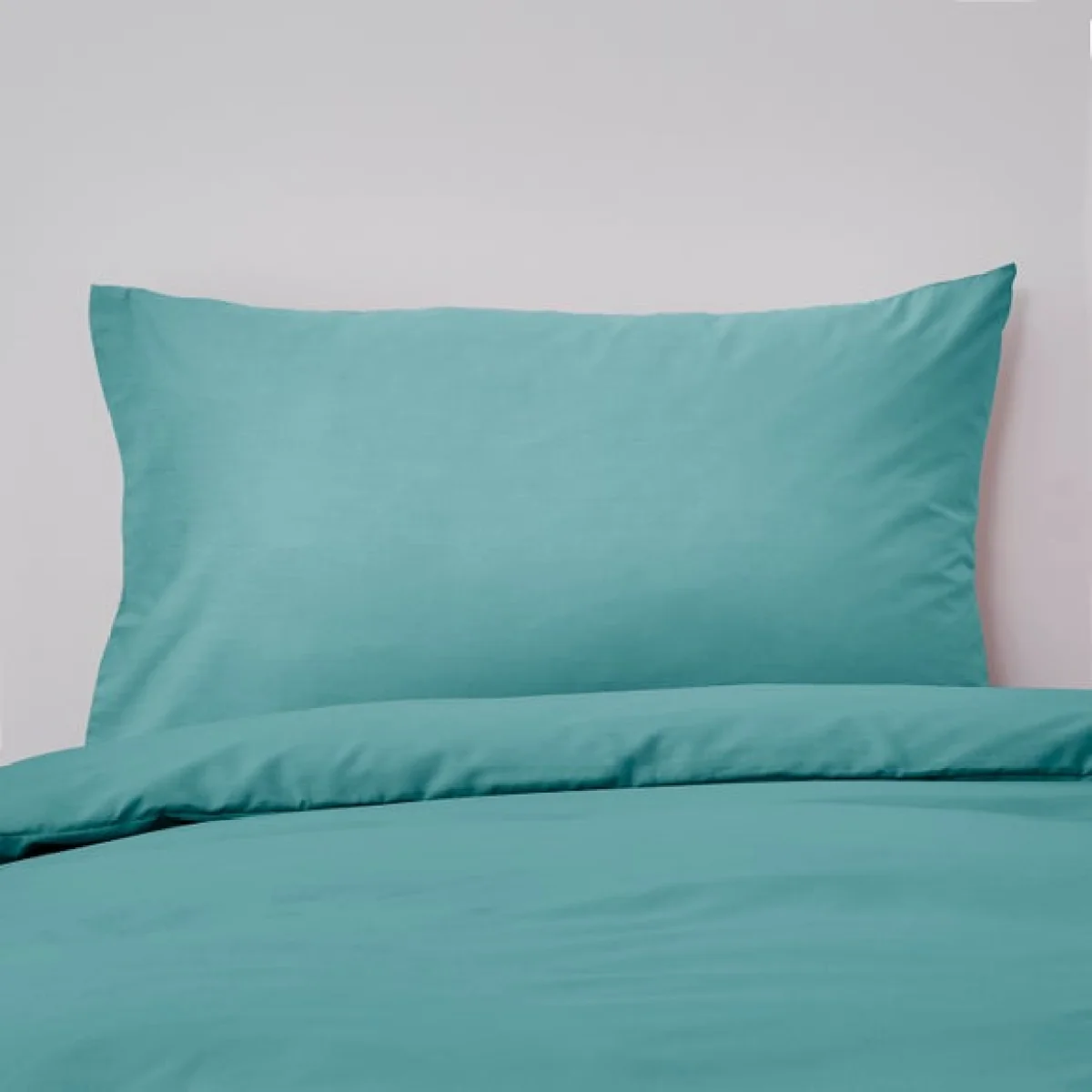 Pack of 2 Non Iron Plain Dye Aqua Standard Pillowcases Aqua (Blue)