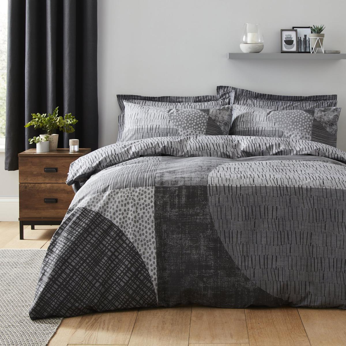 Elements Grey Flynn Oxford Pillowcase Grey and Black – image 2