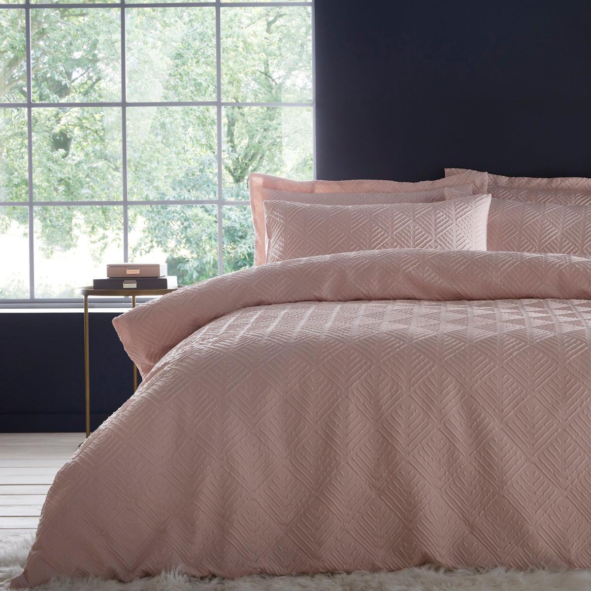 Parisa Geometric Blush Oxford Pillowcase Blush (Pink) – image 2