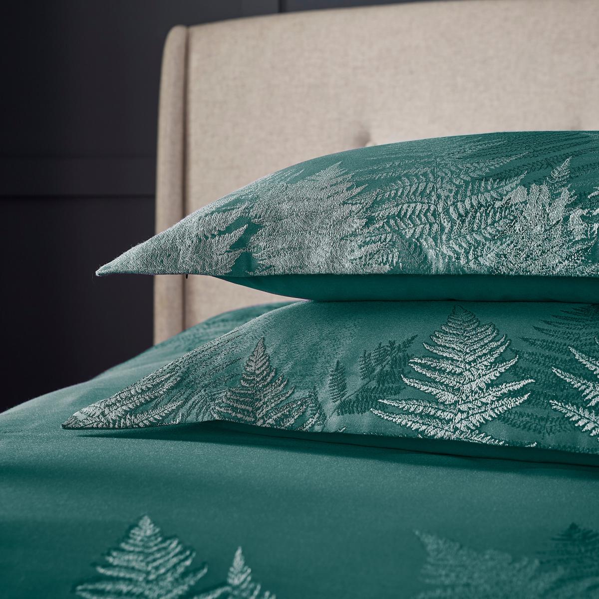 Dorma Winter Fern Oxford Pillowcase Pair Emerald – image 4