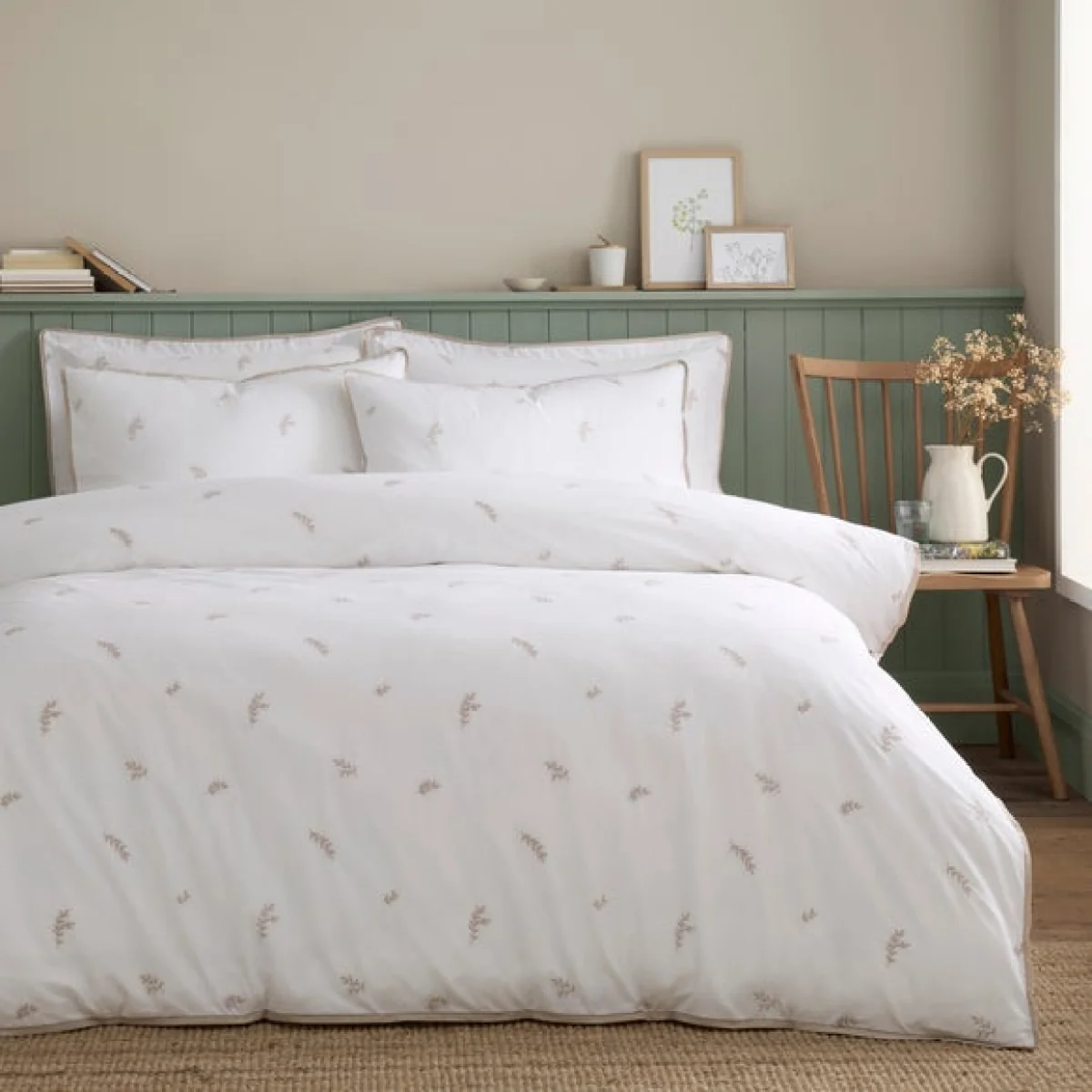 Anna Sprig Embroidery 100% Cotton Oxford Pillowcase – image 2