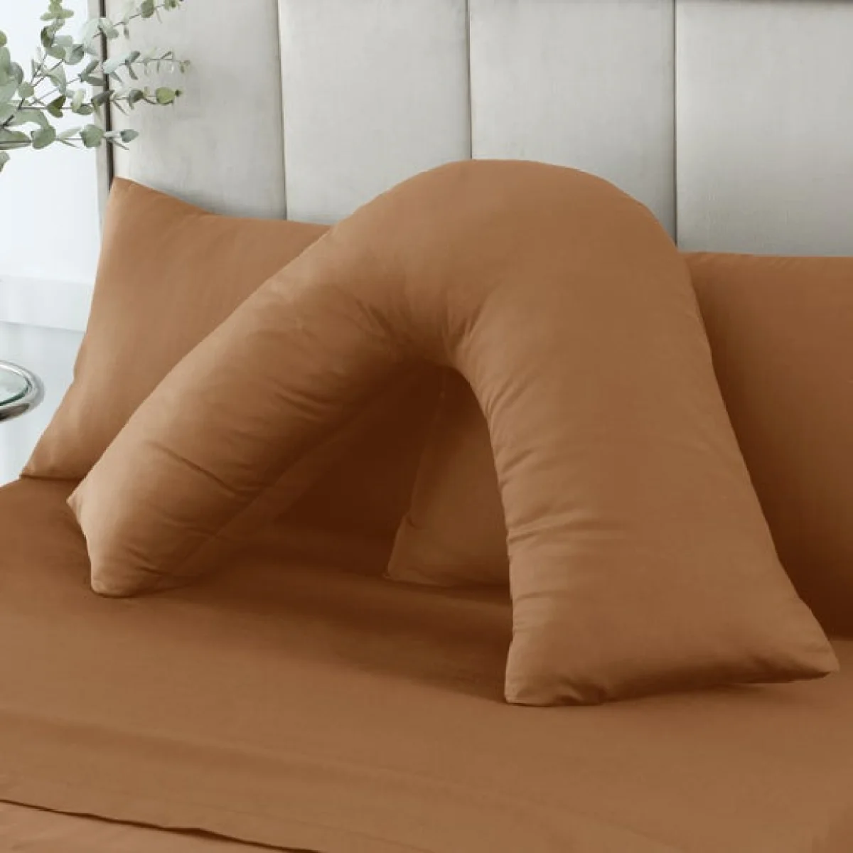 Hotel 230 Thread Count Cotton Sateen V-Shape Pillowcase White – image 2
