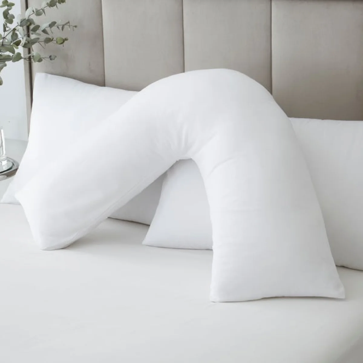 Hotel 230 Thread Count Cotton Sateen V-Shape Pillowcase White – image 1