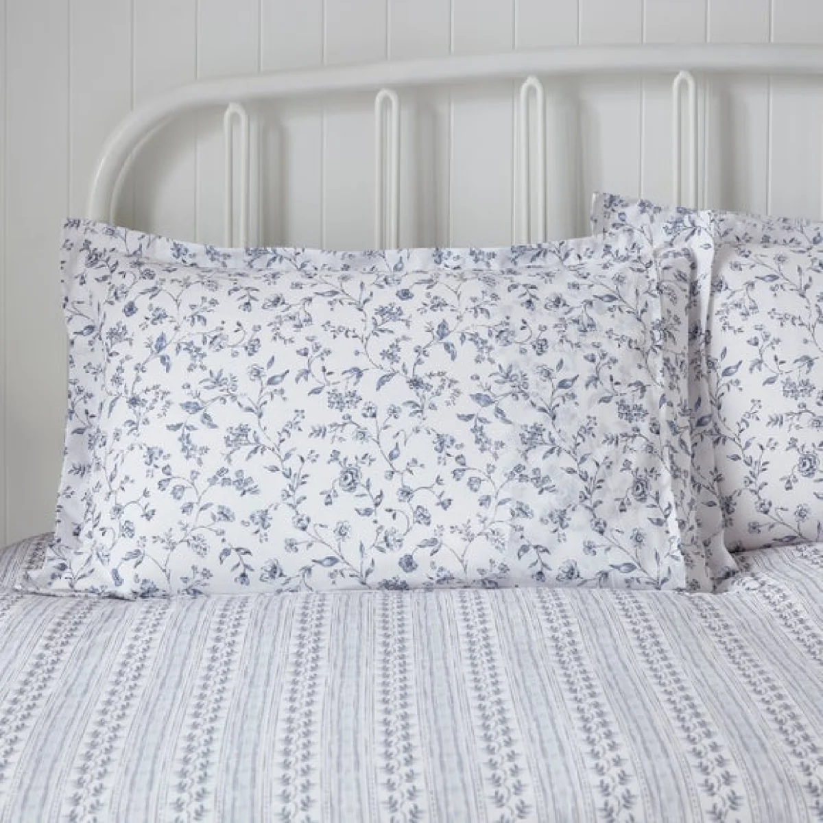Floral Toile Polycotton Oxford Pillowcase – image 3