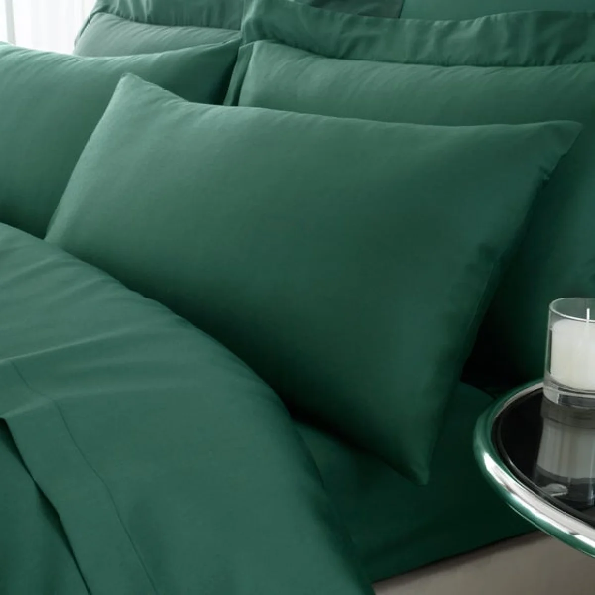 Hotel 230 Thread Count Cotton Sateen Standard Pillowcase Pair Green – image 1