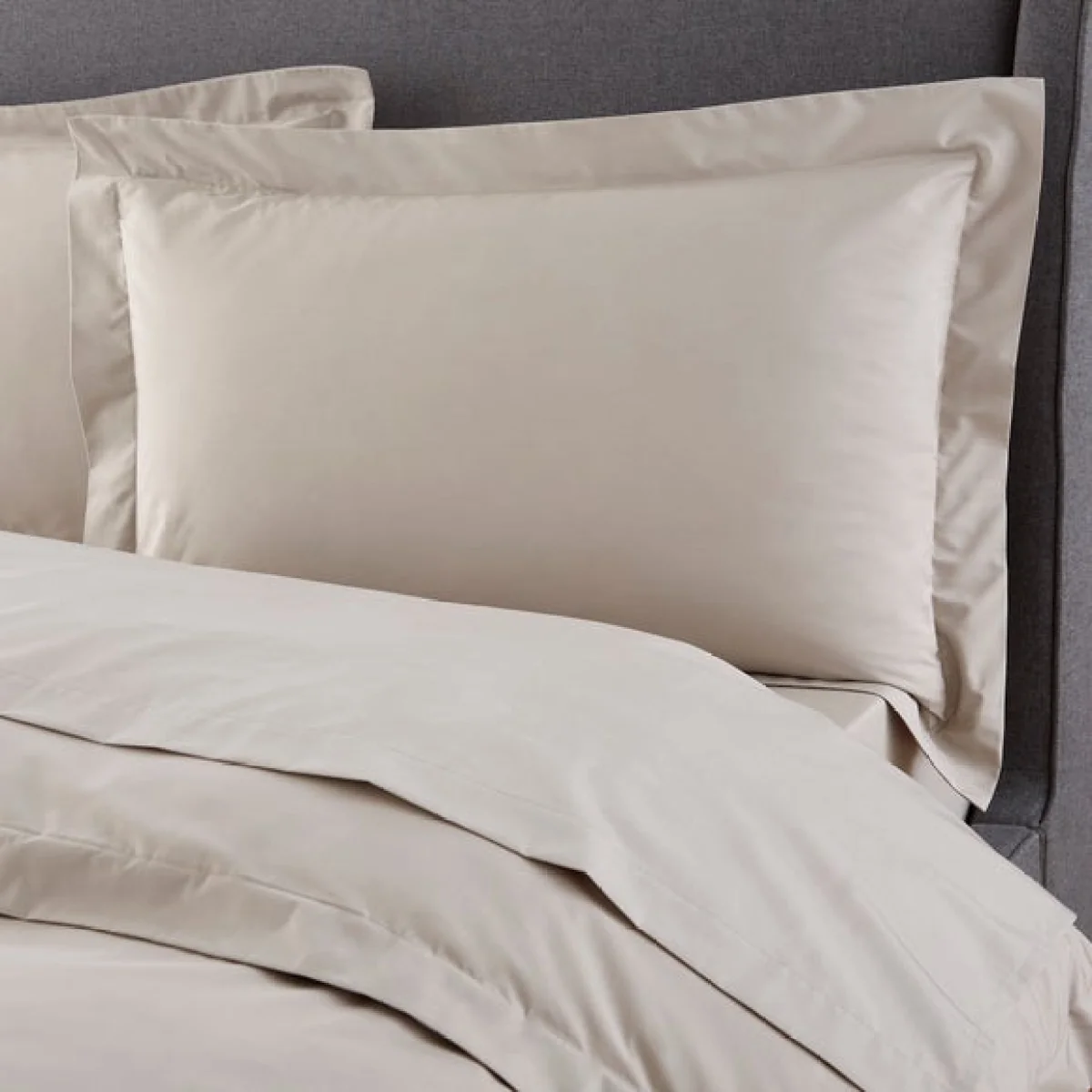 Hotel 230 Thread Count Crisp Cotton Percale Oxford Pillowcase Beige – image 1