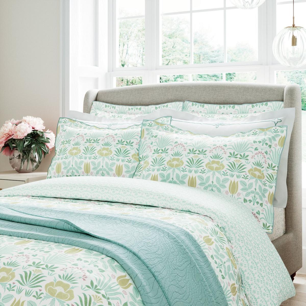 V&A Cotton 200 TC Voysey Anselm Pillowcase - Aqua – image 2