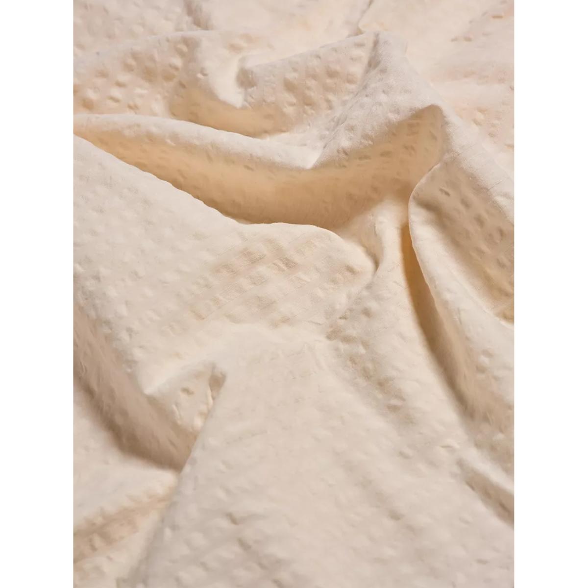 Piglet in Bed Seersucker Cotton Bedding – image 3