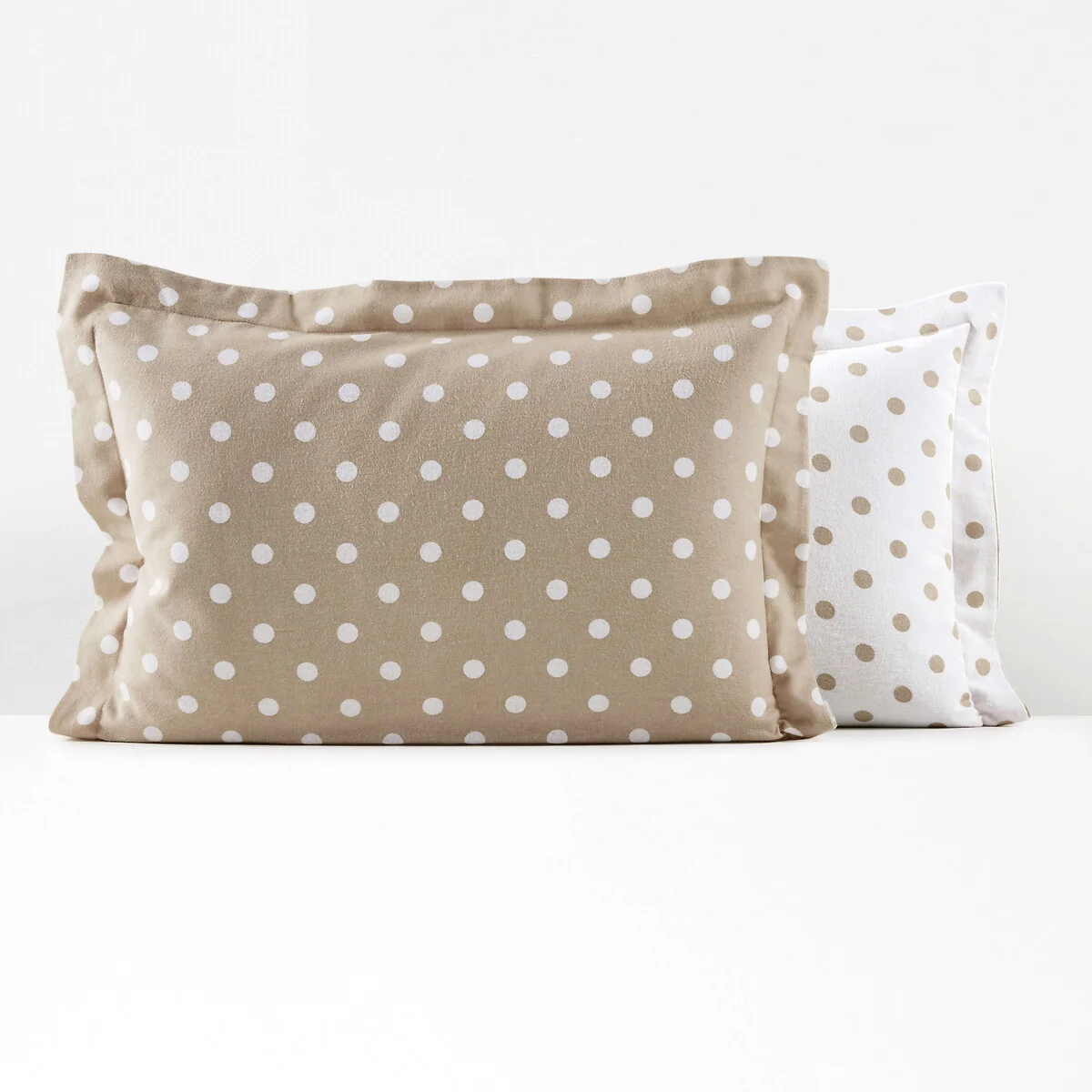 Clarisse Polka Dot 100% Cotton Flannel Pillowcase – image 1