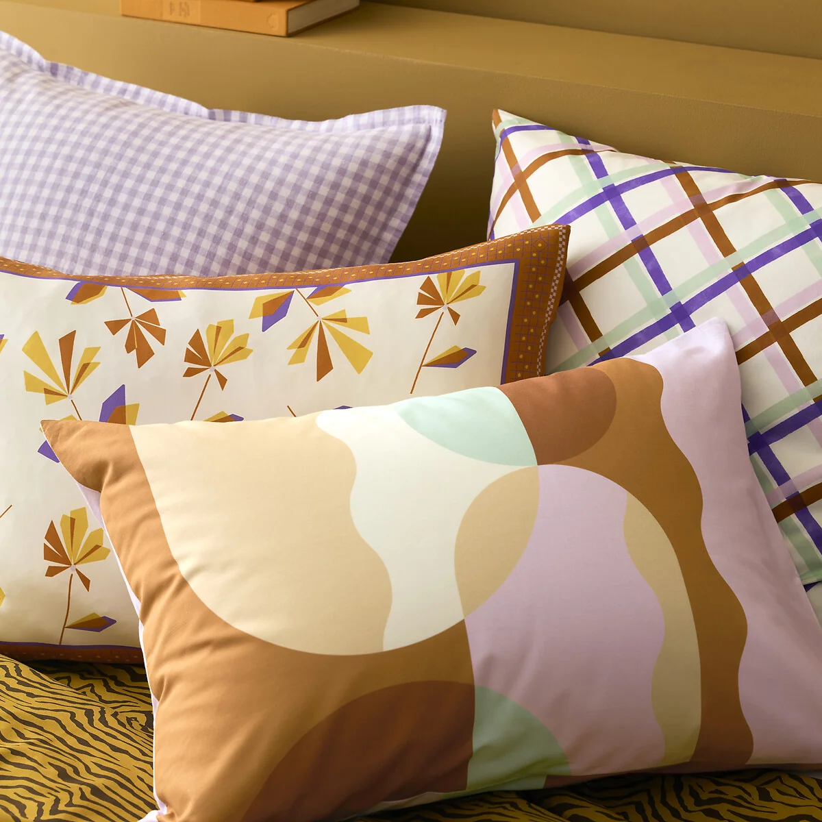 Piaro Graphic 30% Recycled Cotton Pillowcase – image 4