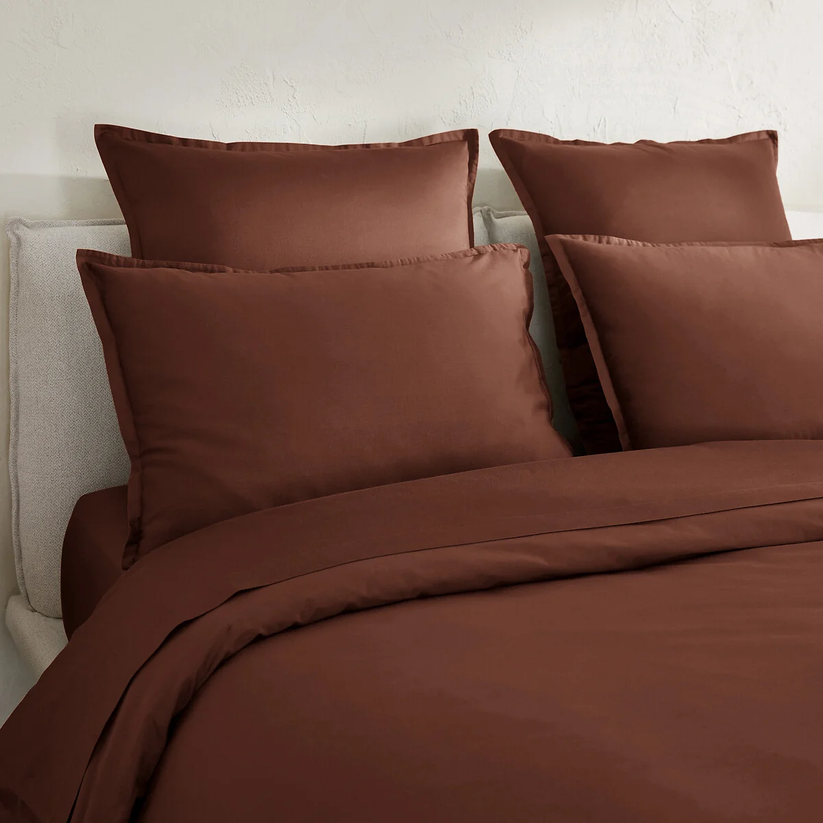 Saria Cotton Sateen Pillowcase – image 3