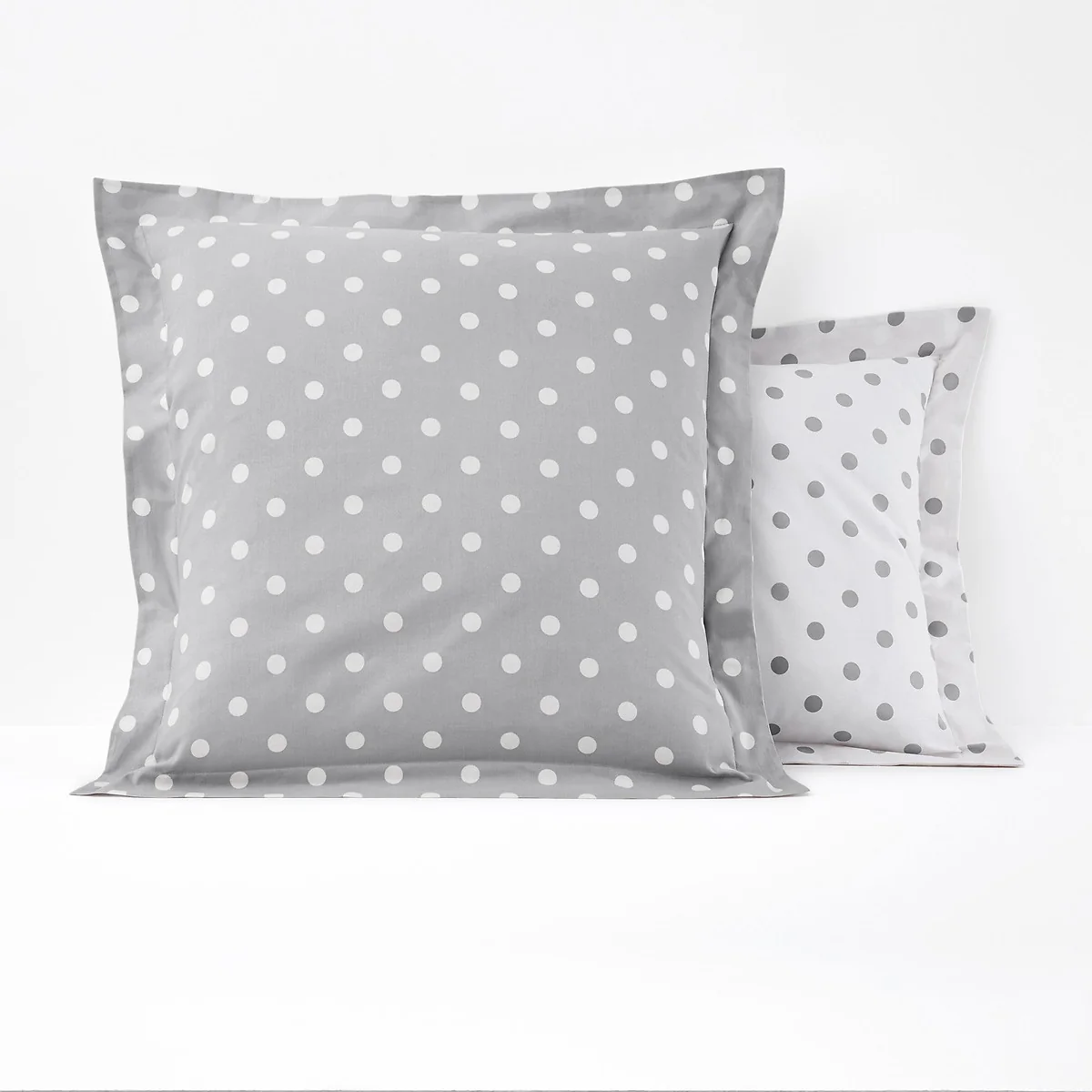 Clarisse Polka Dot 100% Cotton Pillowcase – image 1