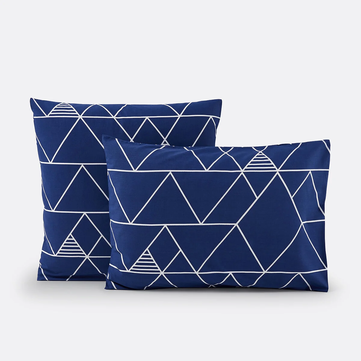 Odin Geometric Cotton Pillowcase – image 2
