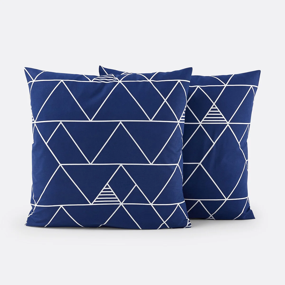 Odin Geometric Cotton Pillowcase – image 3