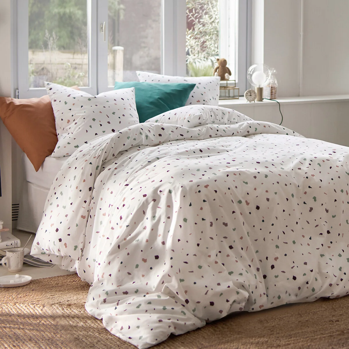 Granito Graphic Terrazzo Cotton Pillowcase – image 3