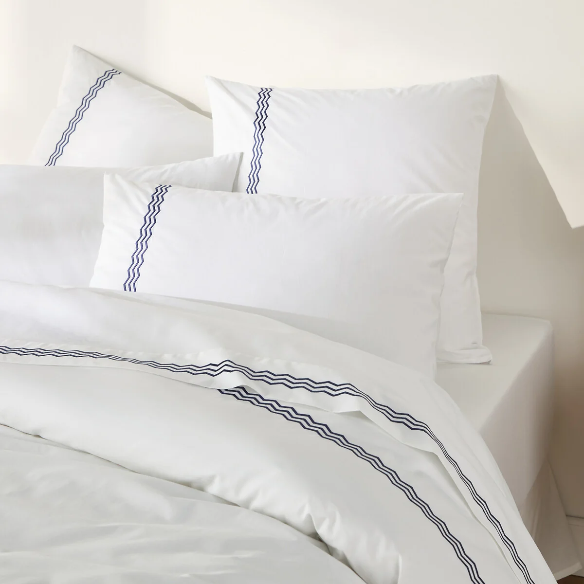 Magda Cotton Percale Pillowcase – image 3