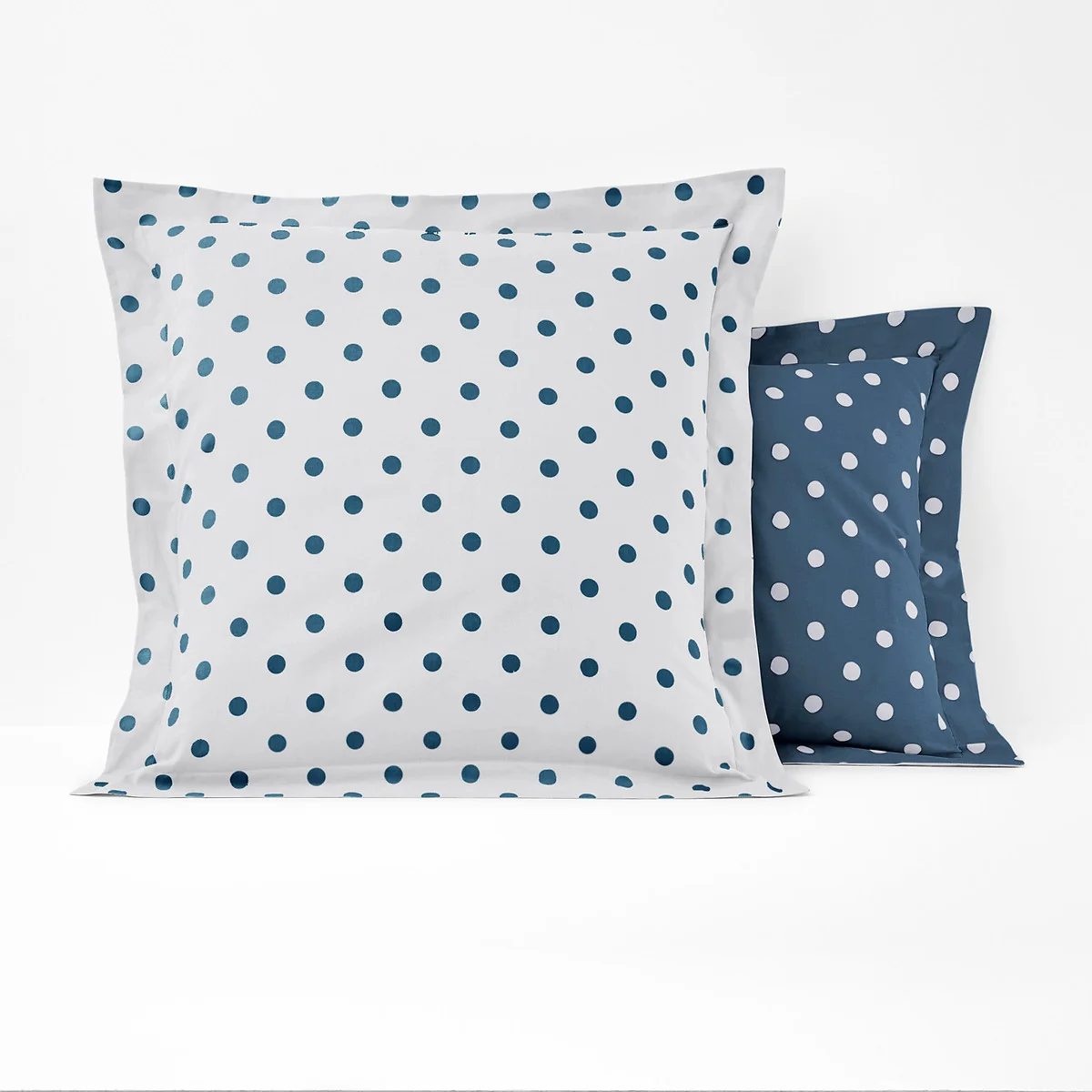 Clarisse Polka Dot 100% Cotton Pillowcase – image 1
