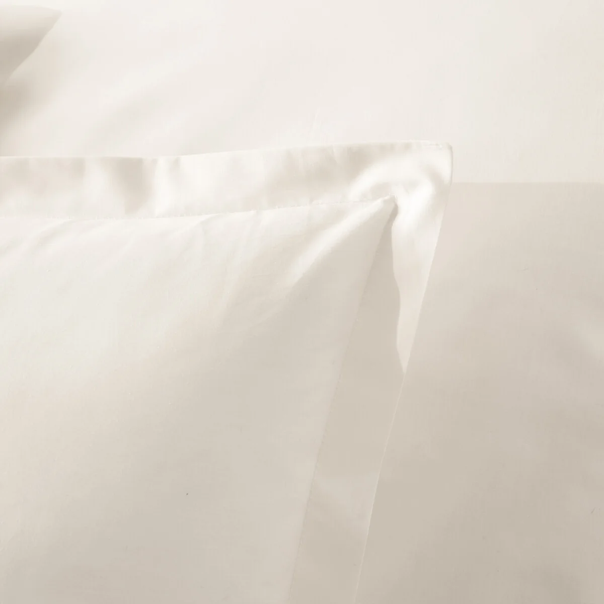 Scenario Cotton Percale 200 Thread Count Pillowcase – image 5
