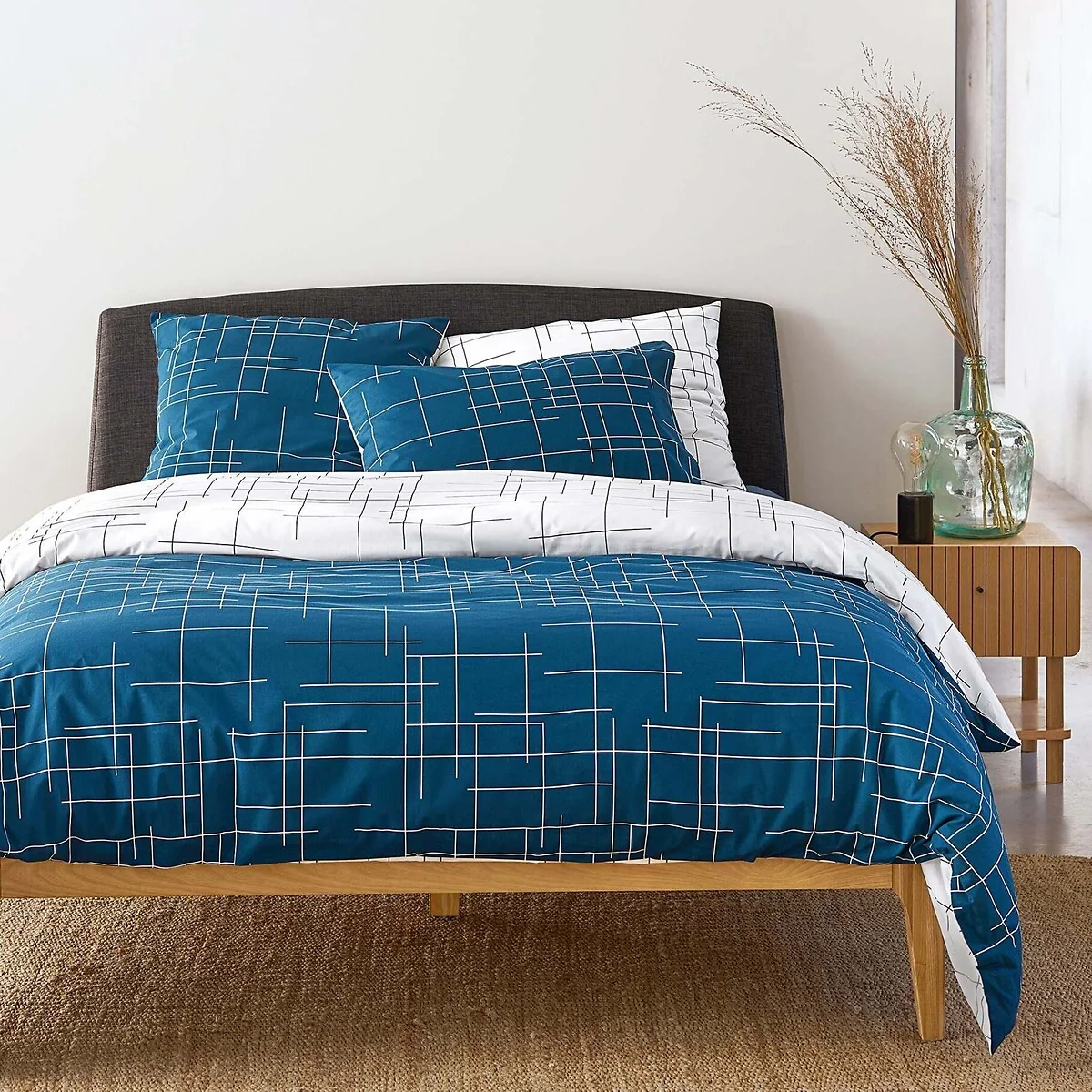Charline Reversible Pillowcase – image 2