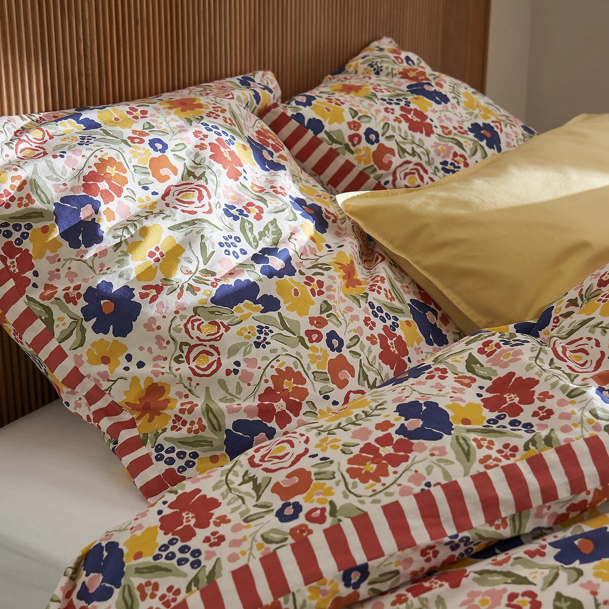 Misène Floral 100% Washed Cotton Pillowcase – image 3
