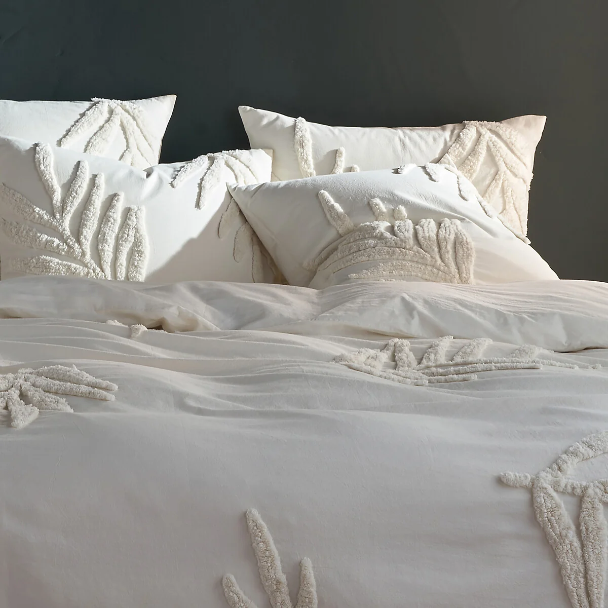 Jobe Tufted Palm 100% Cotton Pillowcase – image 3