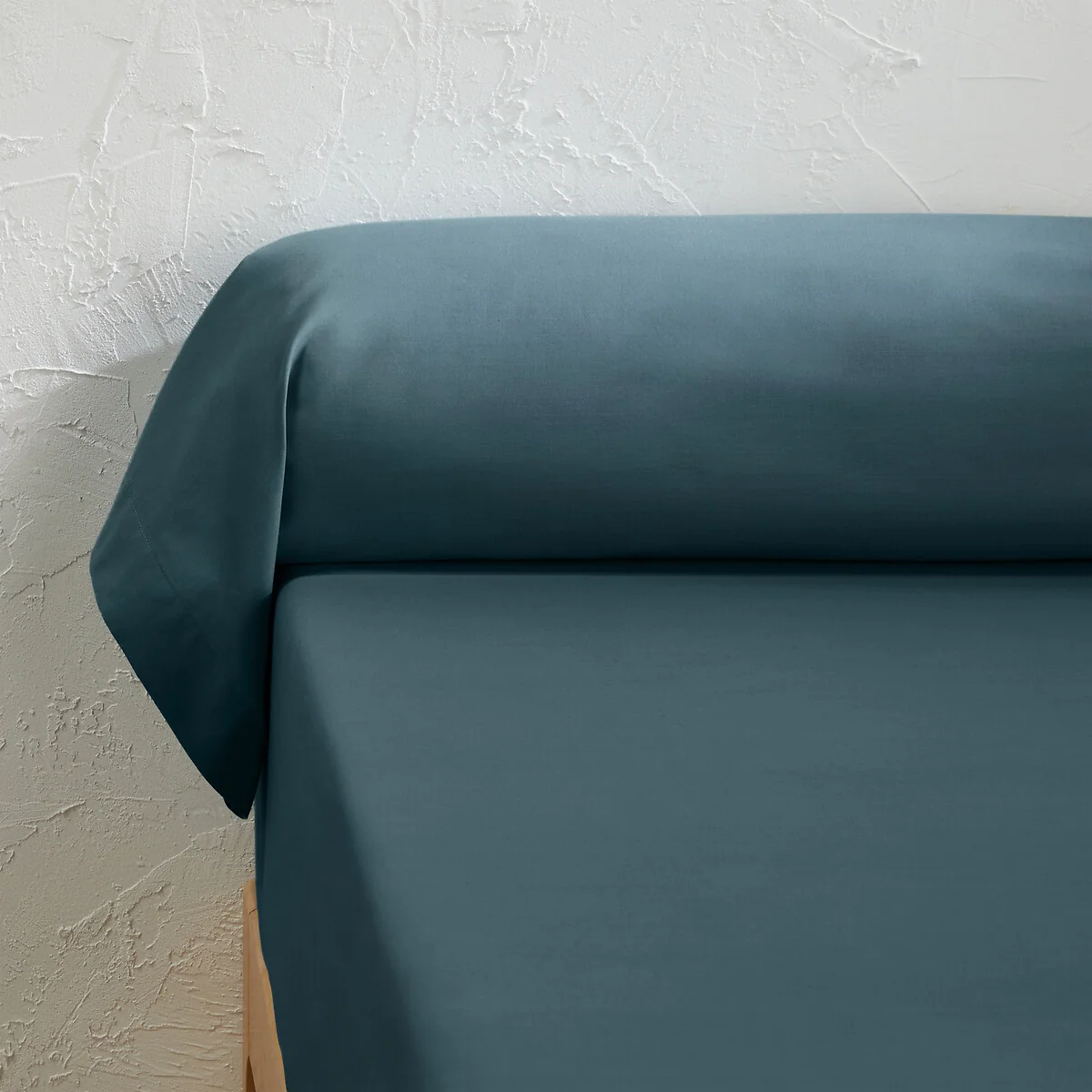 Scenario Plain 100% Organic Cotton Percale 200 Thread Count Bolster Pillowcase – image 1