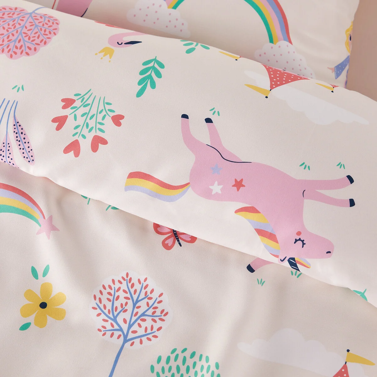 Recycled Microfibre Bed Set with Square Pillowcase – image 2