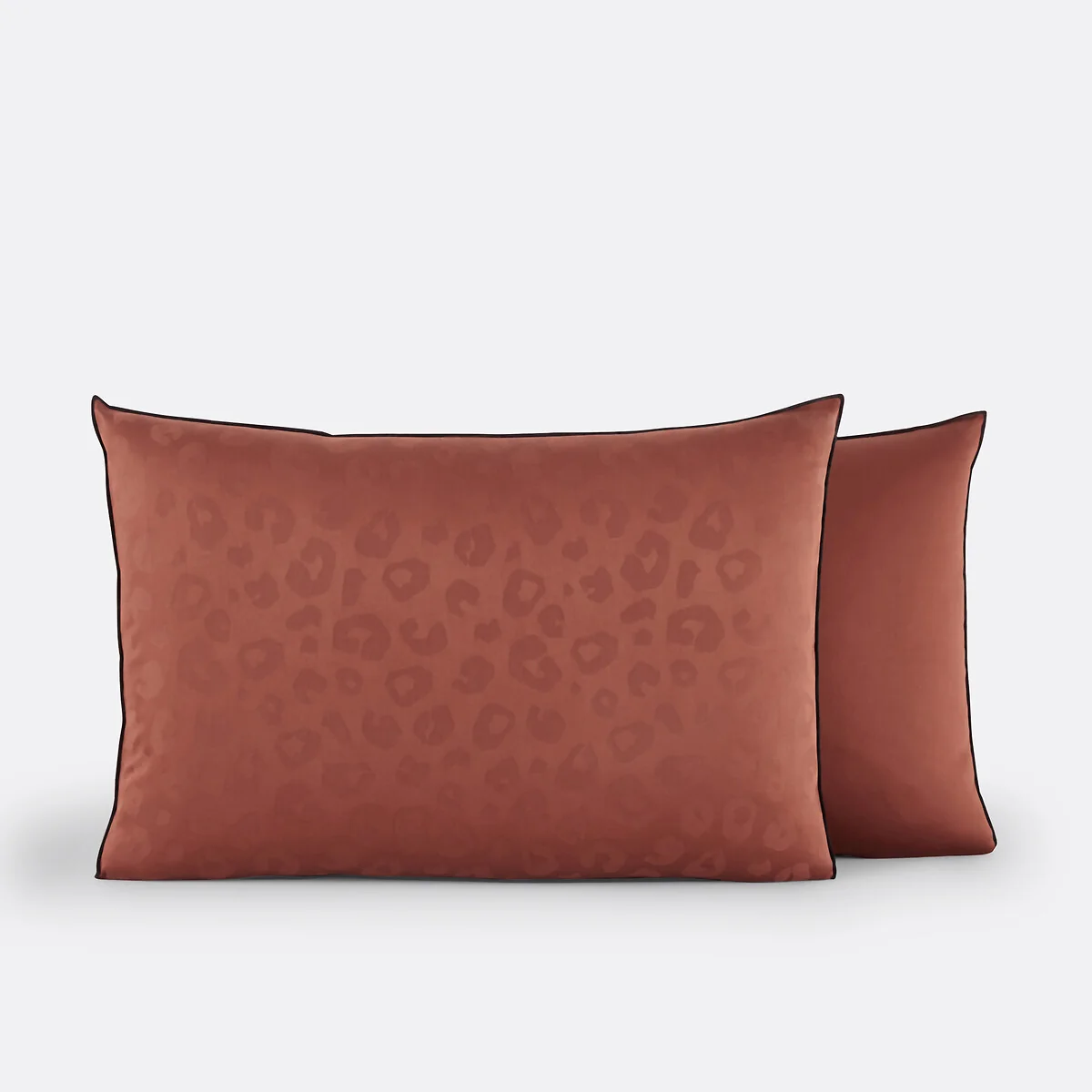 Thelma Leopard Print Cotton Satin Pillowcase – image 3