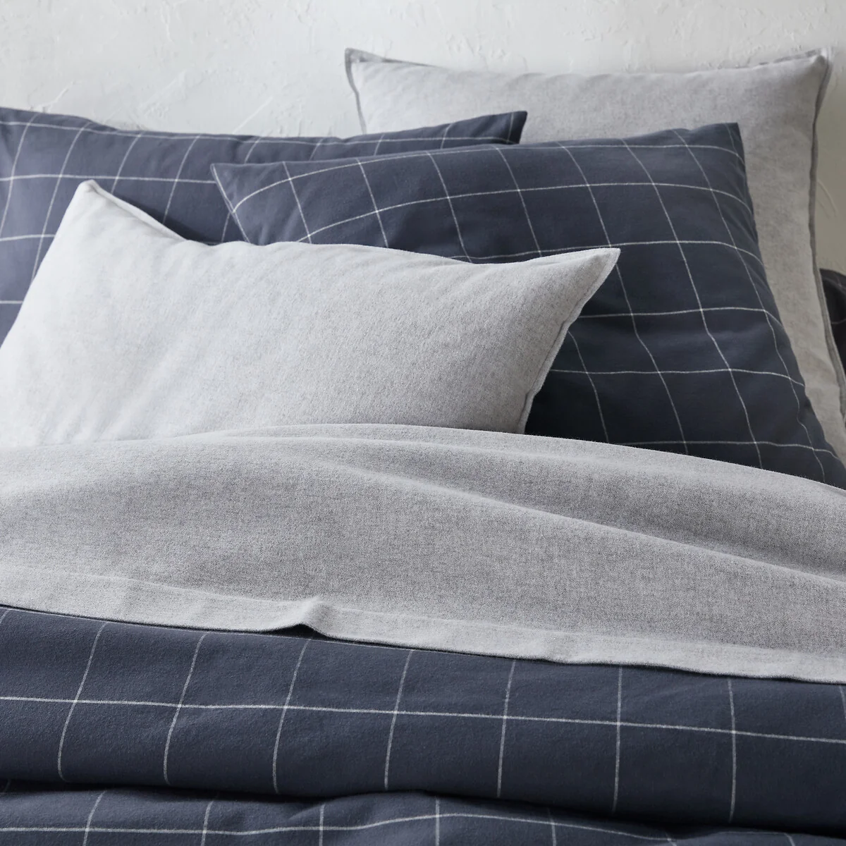 Charlie Checked 100% Cotton Flannel Pillowcase – image 3